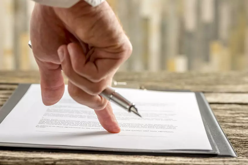 Family meeting with legal advisor, showing when a Will is crucial—highlighting Trusted Will Writing Rickmansworth for essential life planning.